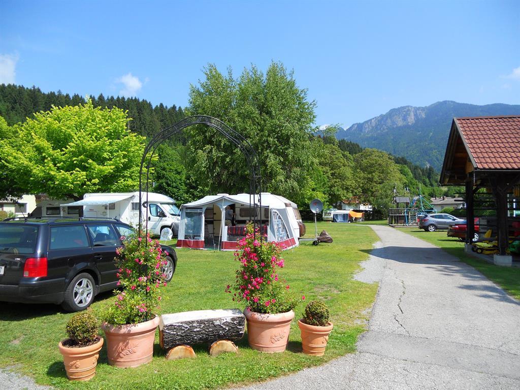 克恩顿州阿尔卑斯山营地酒店 Kotschach-Mauthen 外观 照片